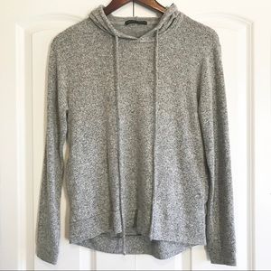 Harlowe & Graham || Super Soft Hoodie w/ Pockets
